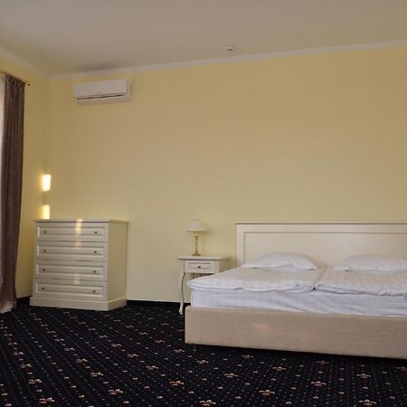 Chateau Royal Hotel Berezovka  ห้อง รูปภาพ