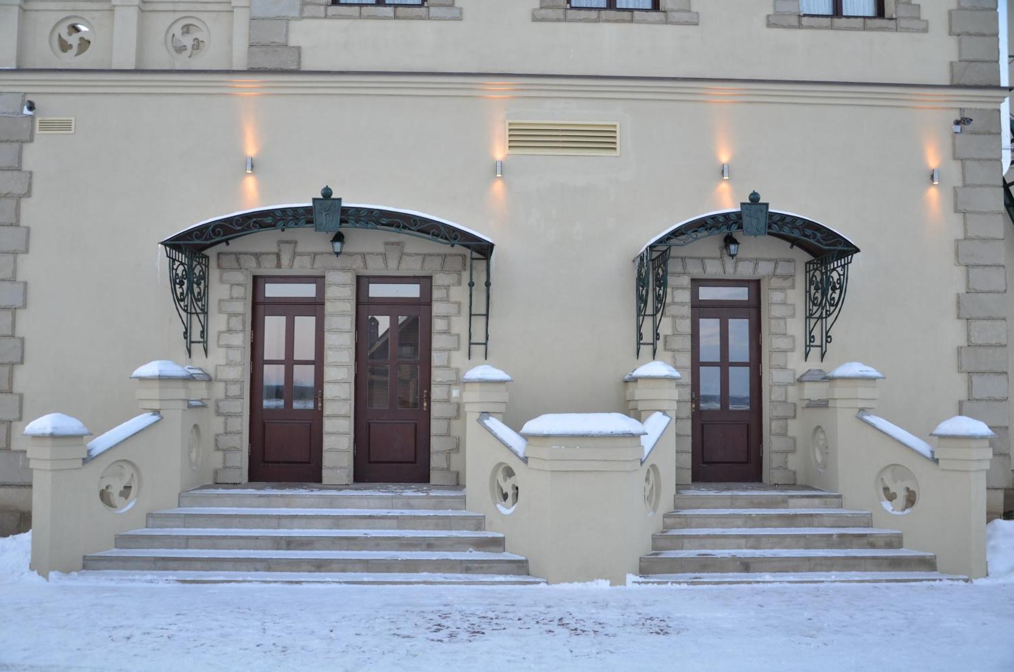 Chateau Royal Hotel Berezovka  ภายนอก รูปภาพ