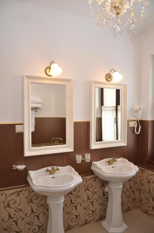 Chateau Royal Hotel Berezovka  ห้อง รูปภาพ