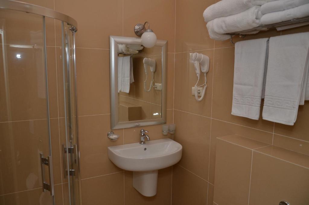 Chateau Royal Hotel Berezovka  ห้อง รูปภาพ