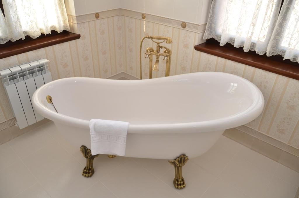 Chateau Royal Hotel Berezovka  ห้อง รูปภาพ
